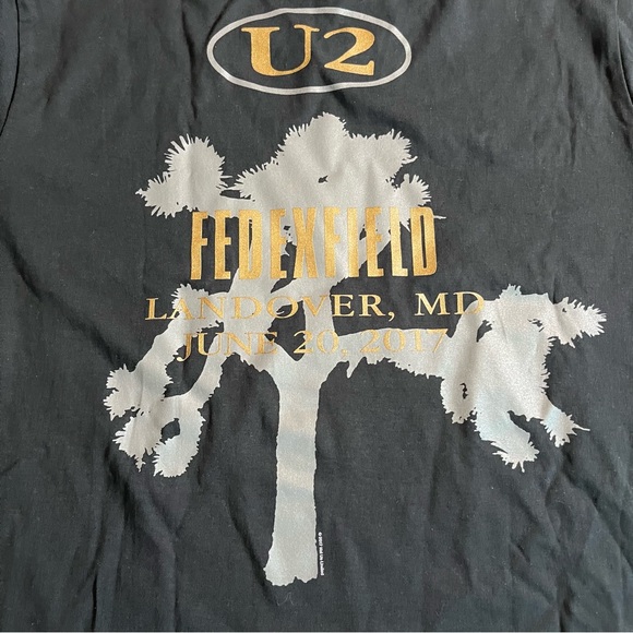 U2 T-Shirt XL Tour 2017 Black 2-Sided Cotton Uganda Joshua Tree 6/20/17 Tagless - Picture 5 of 5